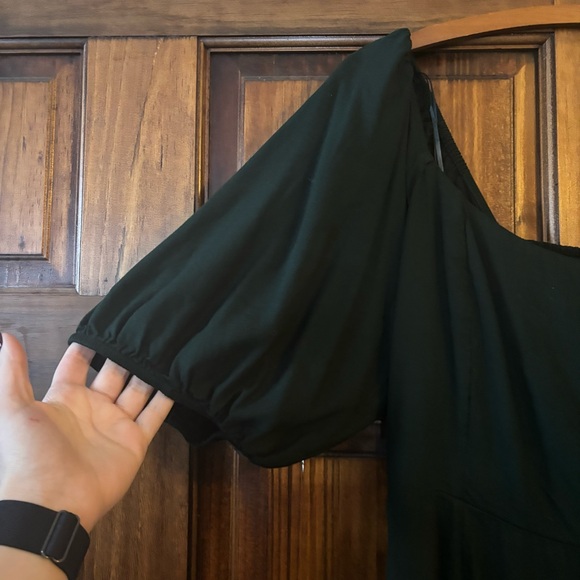 Old Navy Fit and Flare Crepe Midi Dress in dark green - Picture 3 of 6